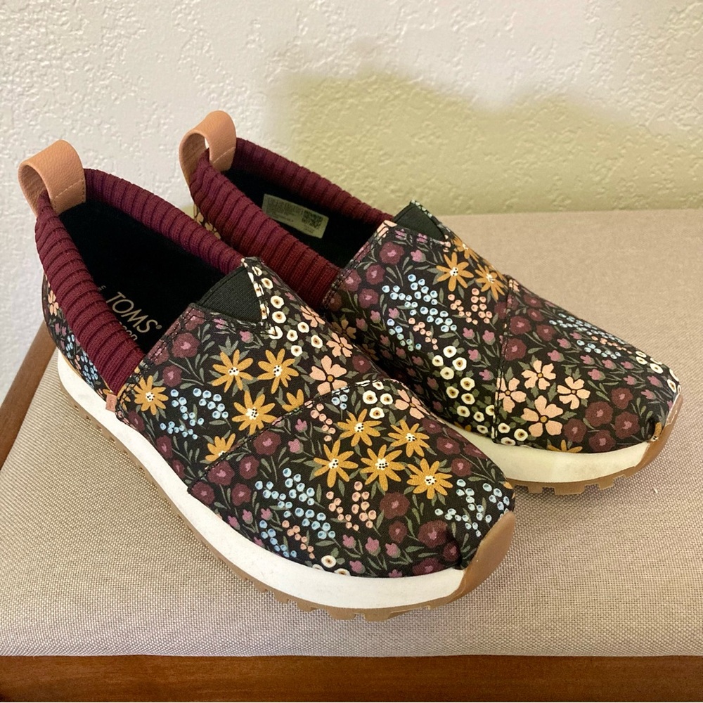 Toms wildflower shoes